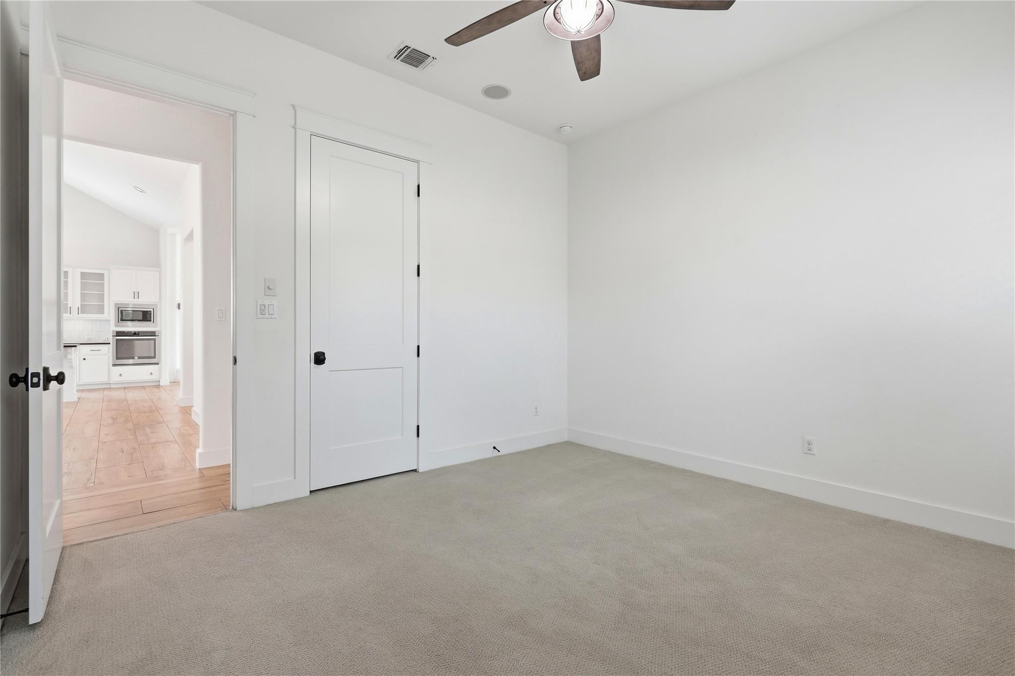 70 Santa Maria St Property Photo 38