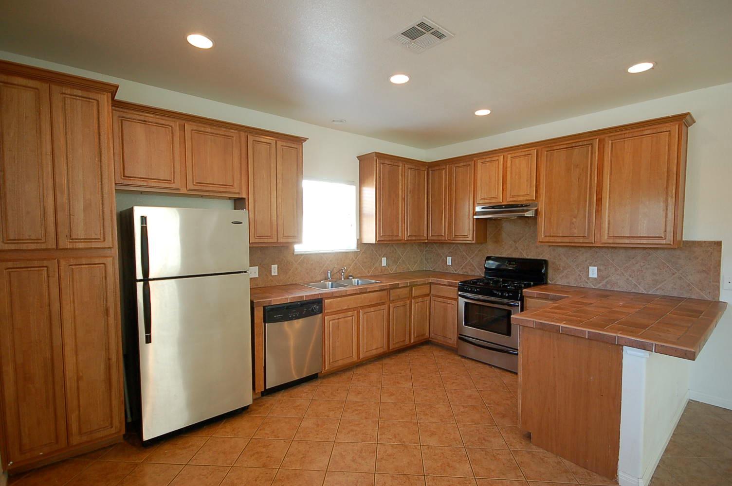 5100 Caswell Ave #b Property Photo 1