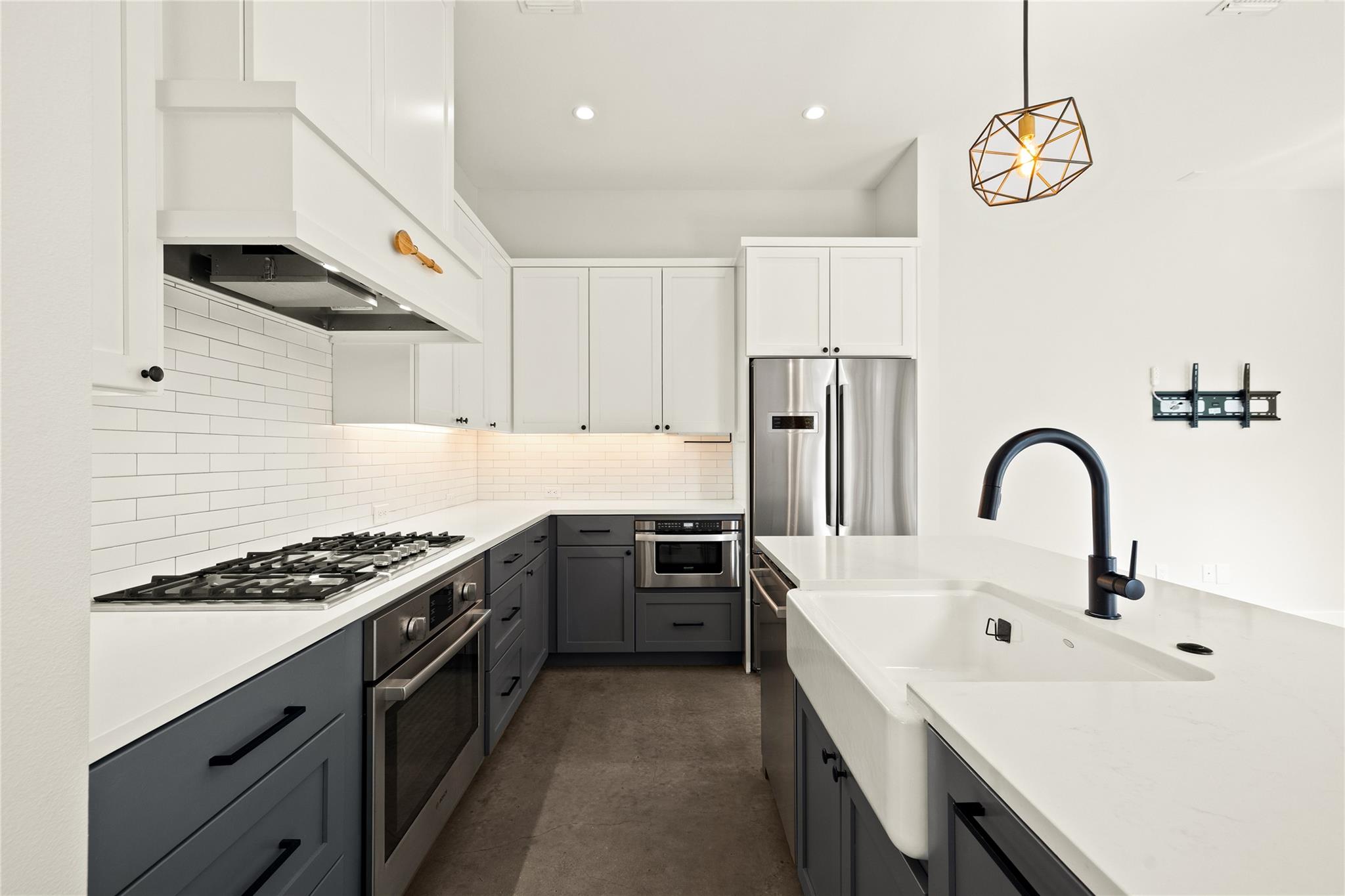 510 Sacramento Dr #b Property Photo 7