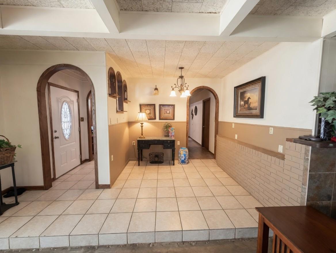 9262 N Highway 77 None Property Photo 2