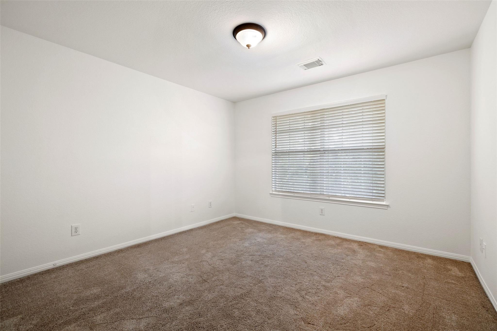 1712 Lynnville Trl Property Photo 33