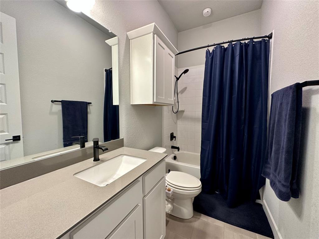 739 Hazy Hills Loop Property Photo 14