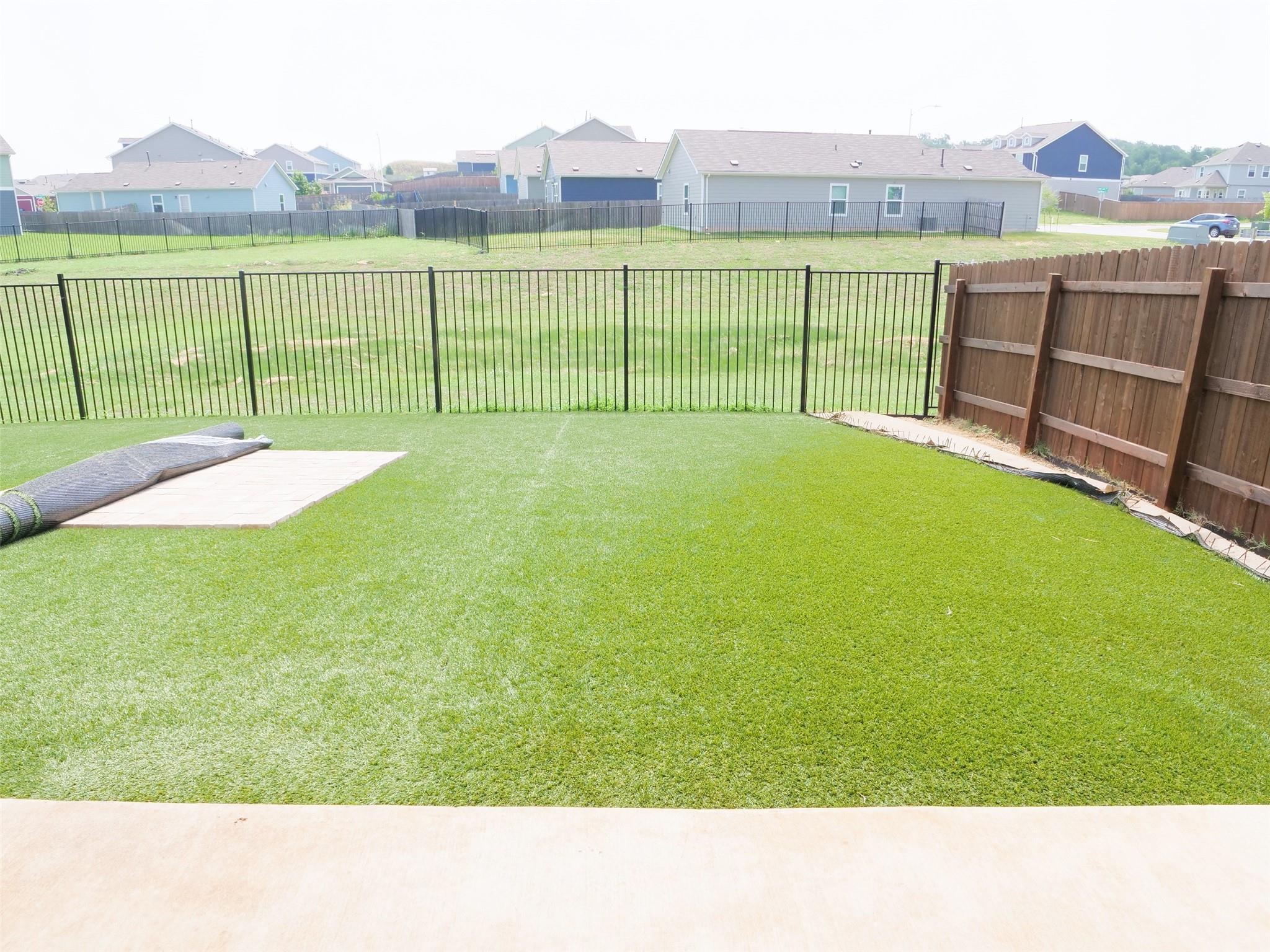 7413 Grenadine Bloom Bnd Property Photo 33