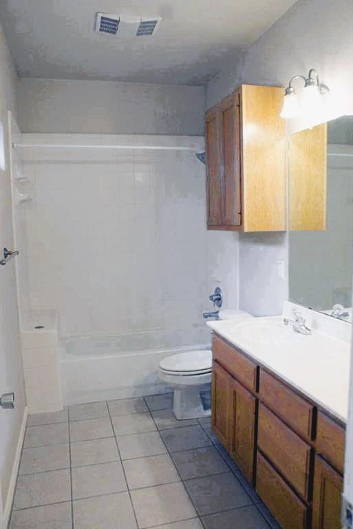 1704 S College St Property Photo 6