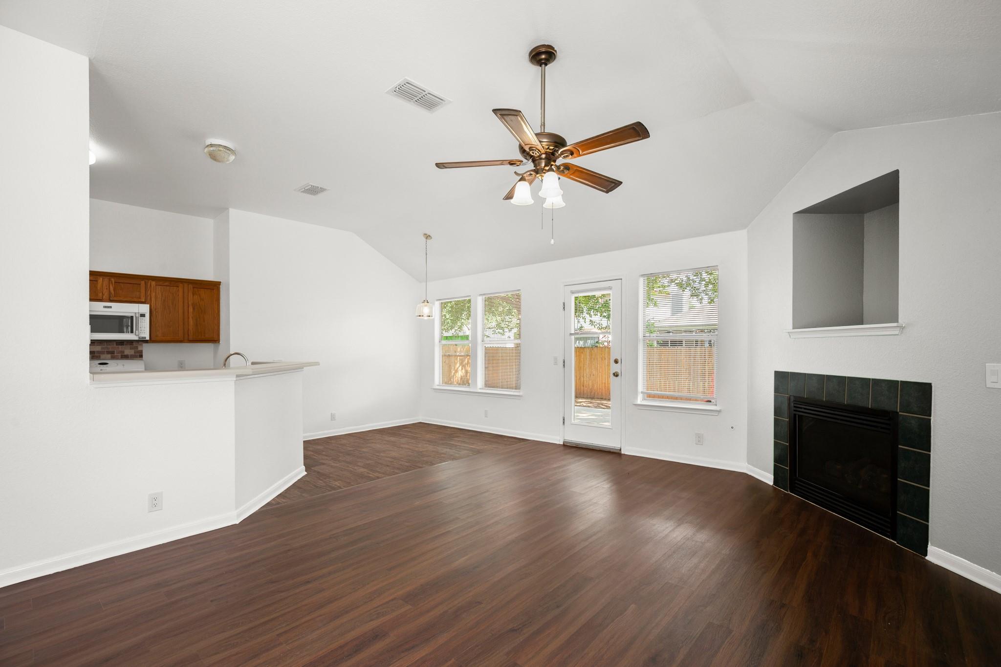 14608 Menifee St Property Photo 6