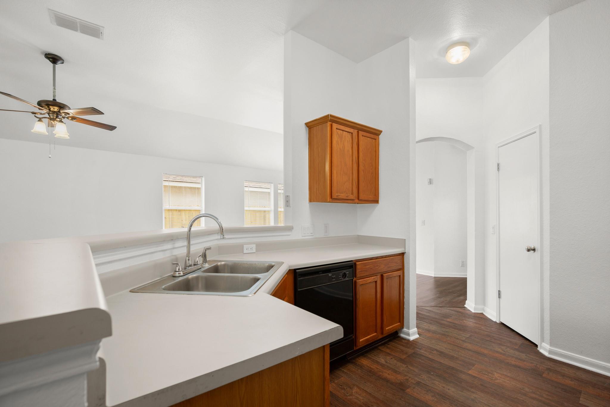 14608 Menifee St Property Photo 9