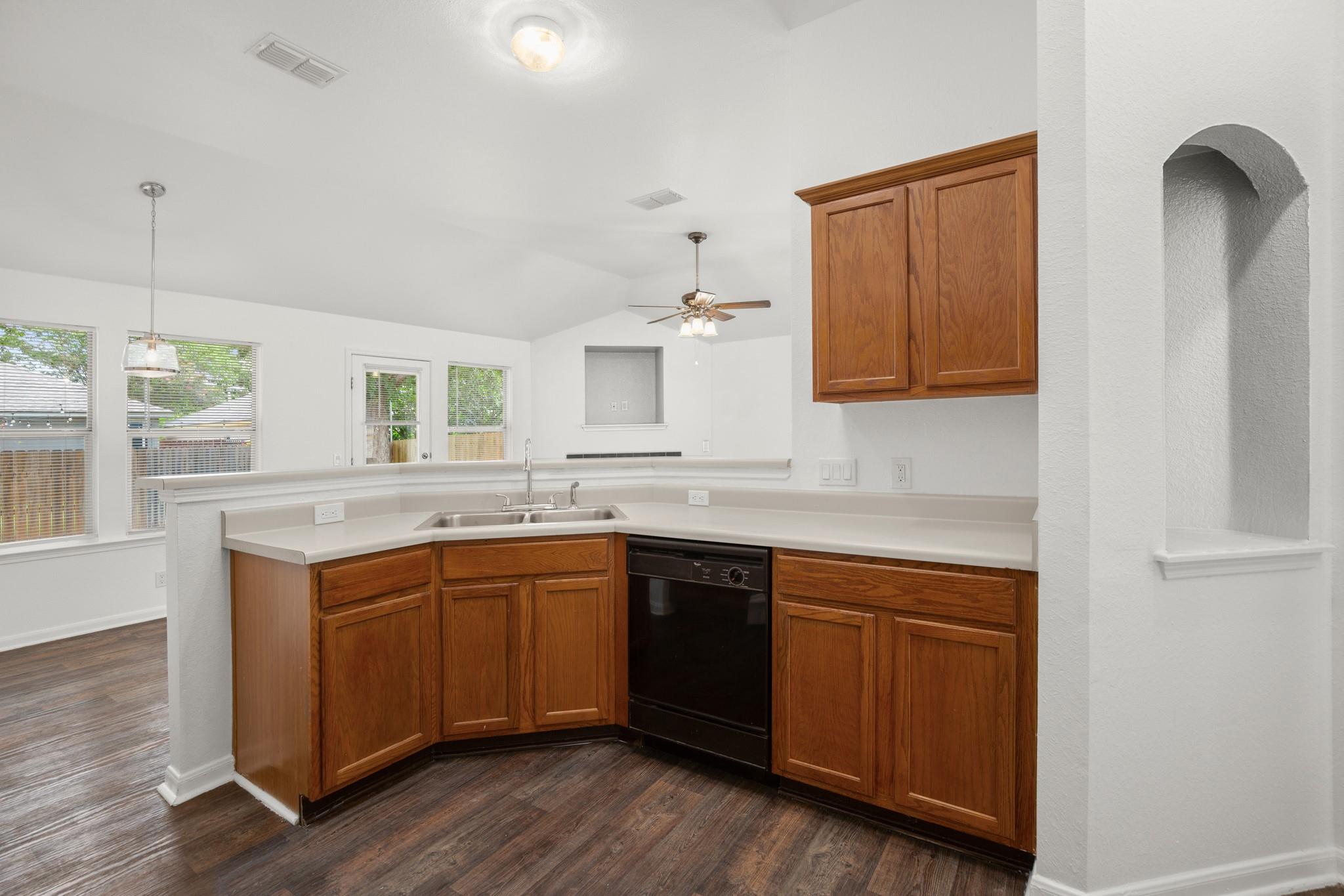 14608 Menifee St Property Photo 10