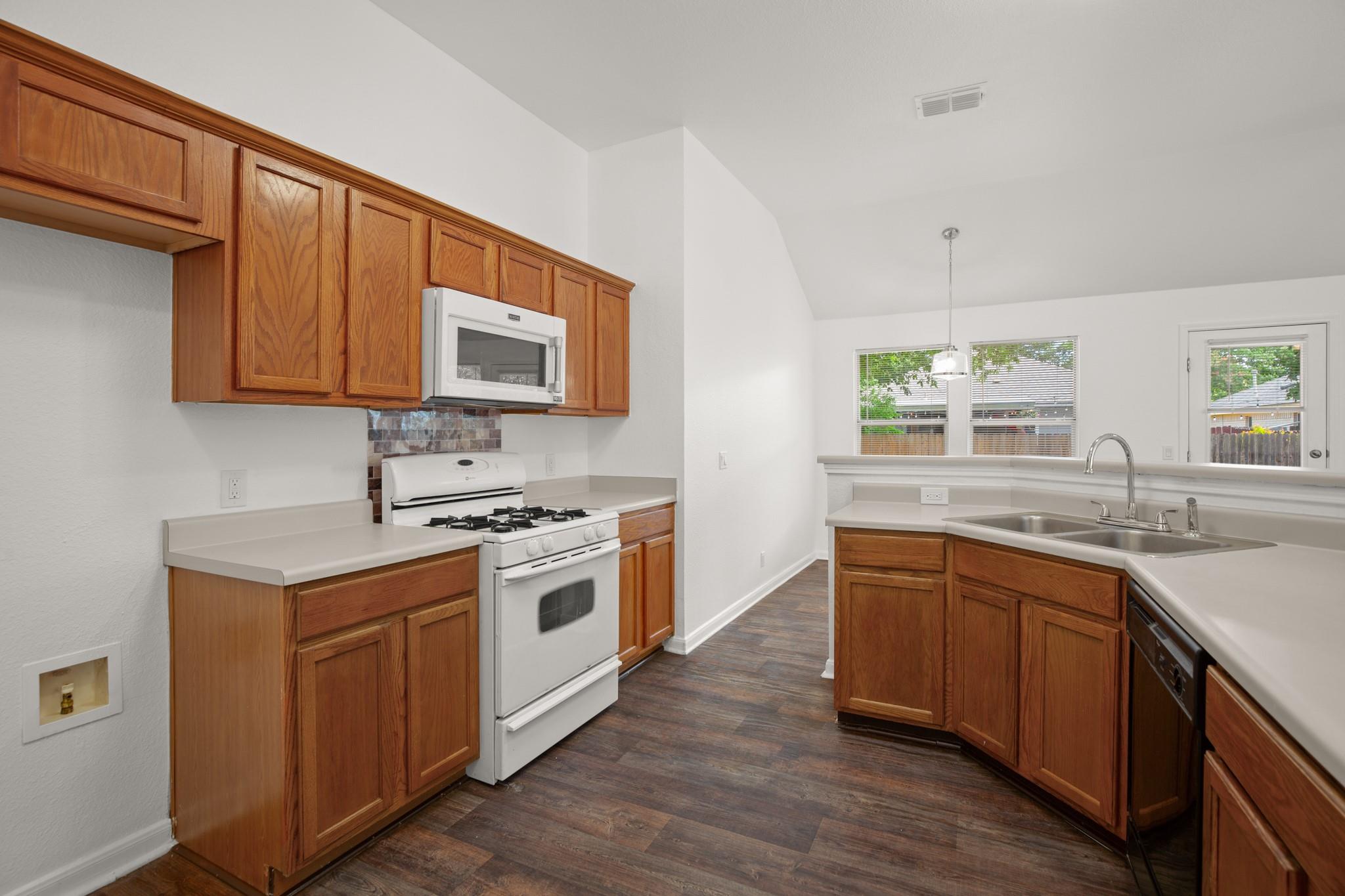 14608 Menifee St Property Photo 11