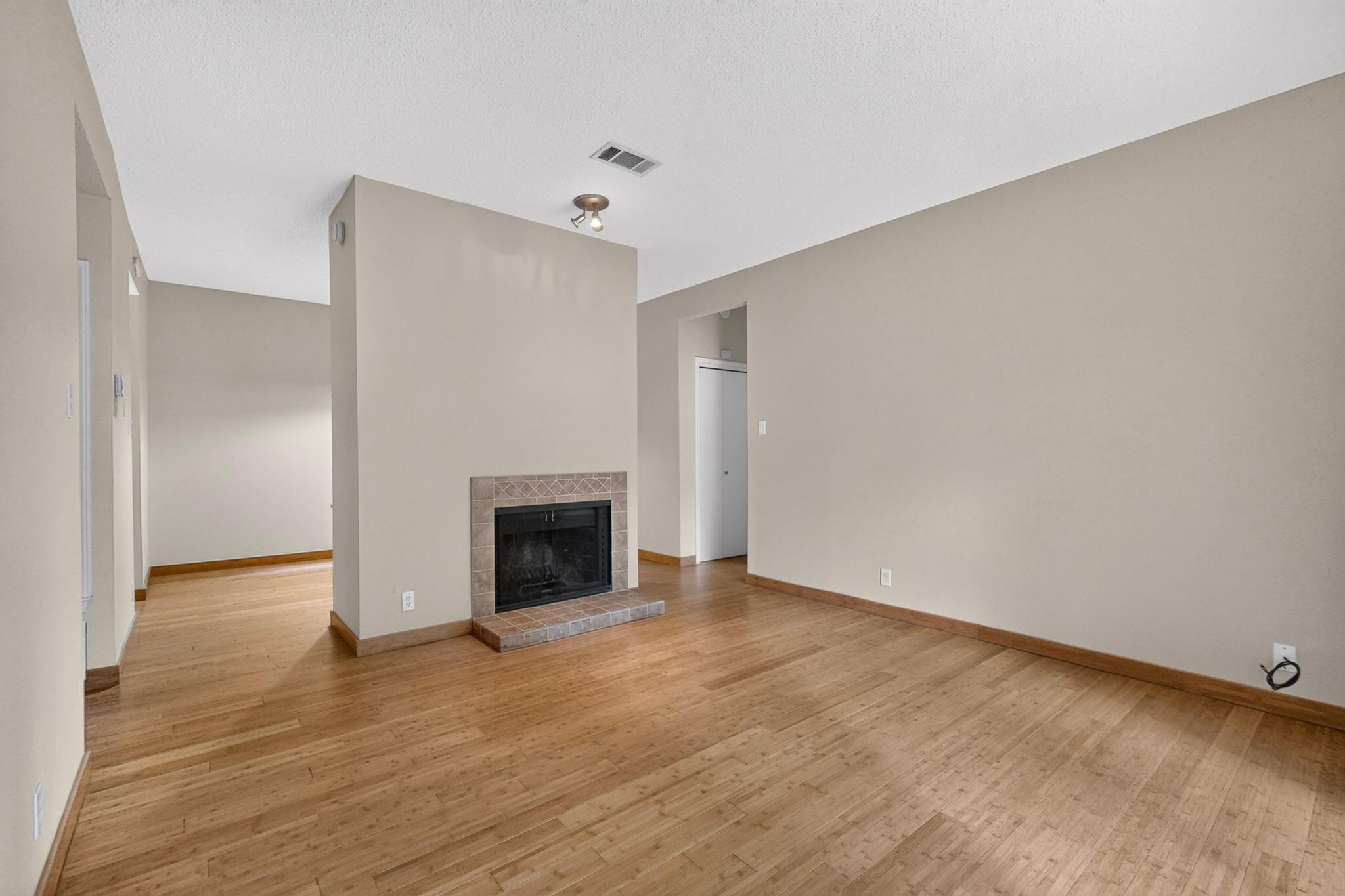 11970 Jollyville Rd #103 Property Photo 7