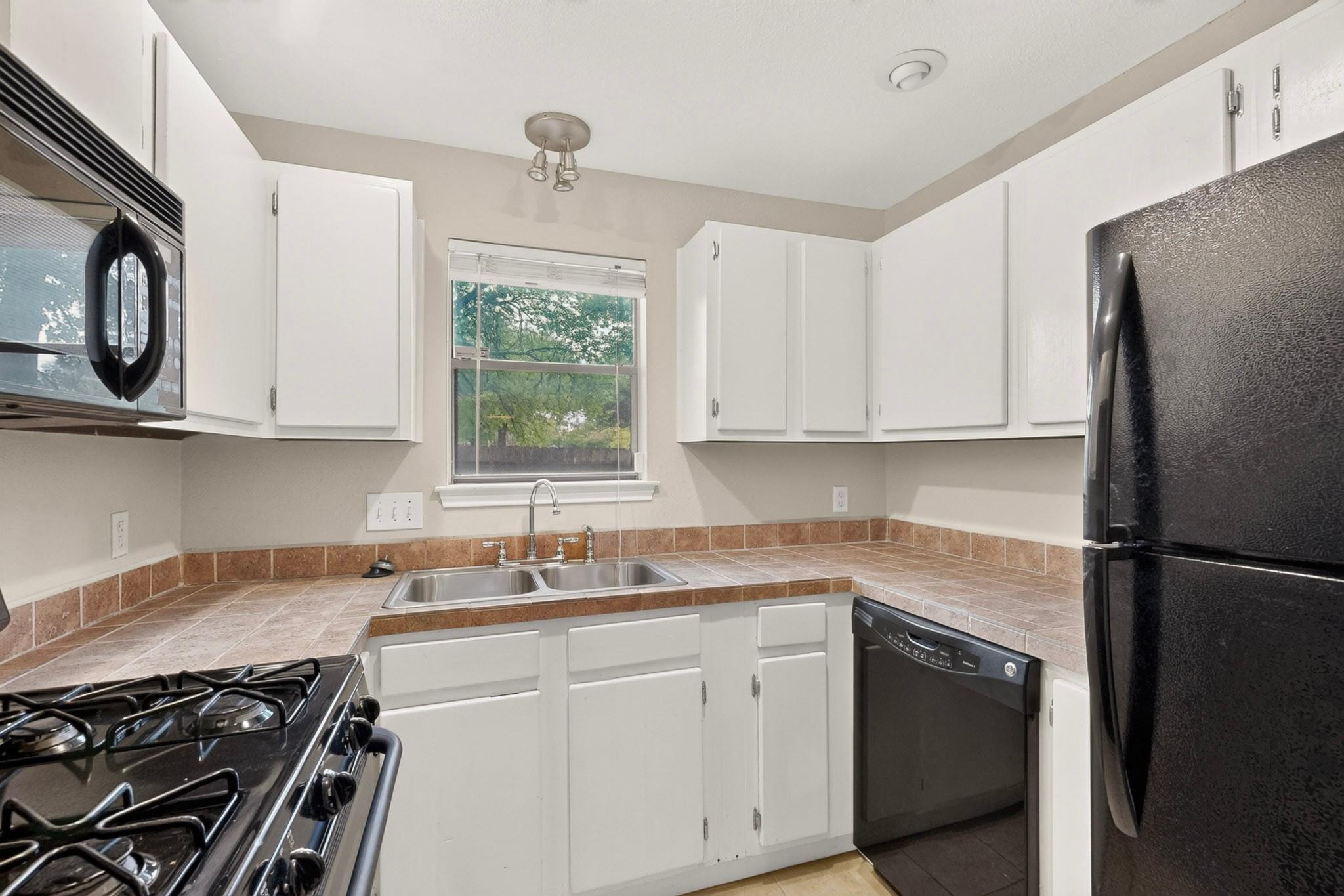 11970 Jollyville Rd #103 Property Photo 12