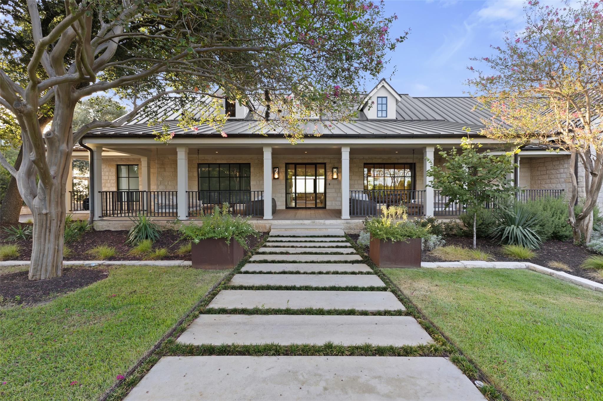 24 Cousteau Ln Property Photo 1