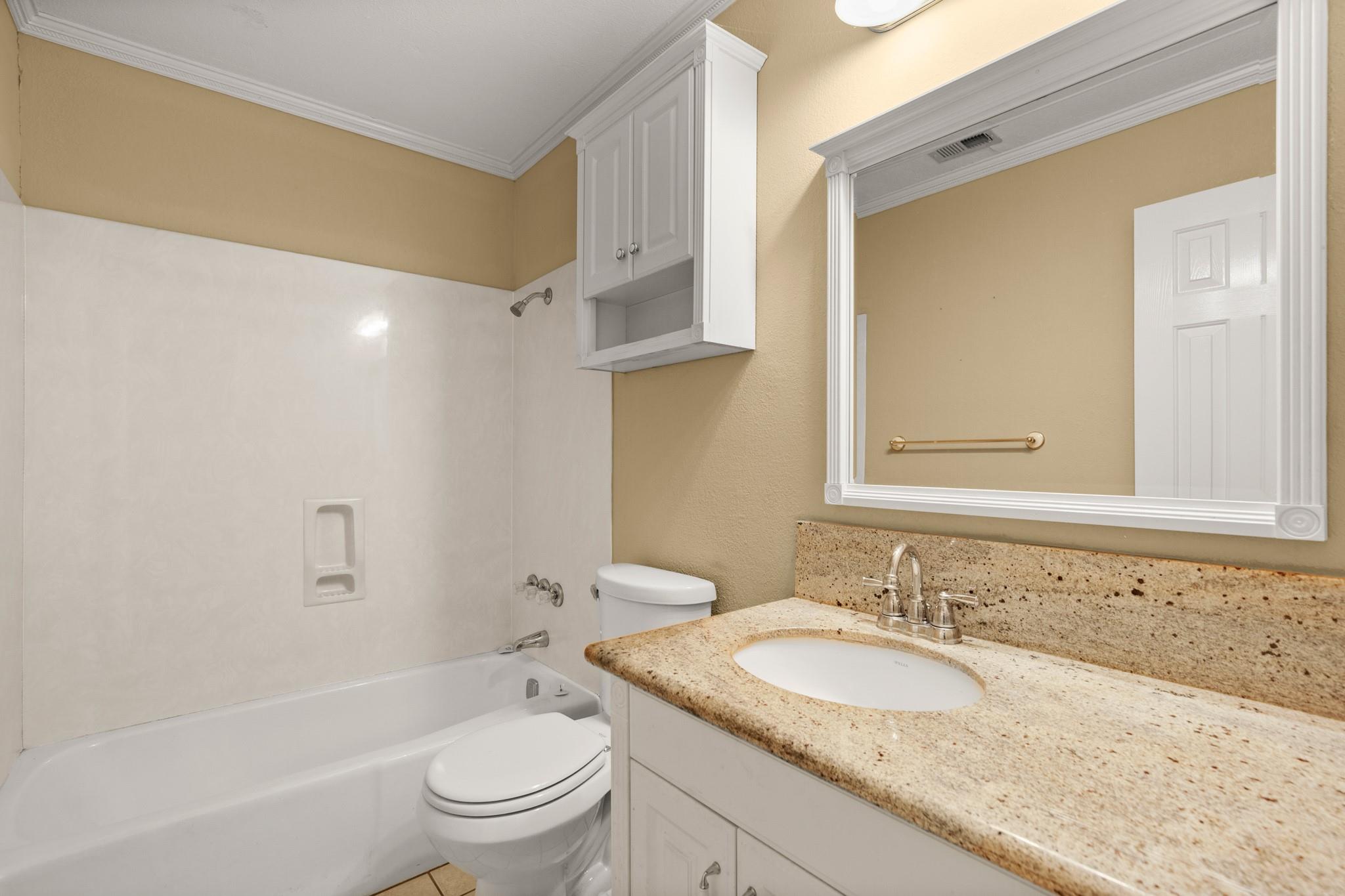 8712 Cele Rd 1 Property Photo 20