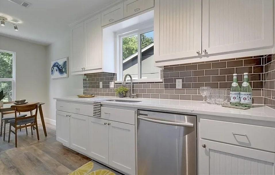 3211 Kittyhawk Cv Property Photo 4