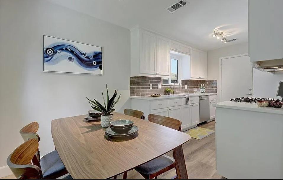 3211 Kittyhawk Cv Property Photo 8