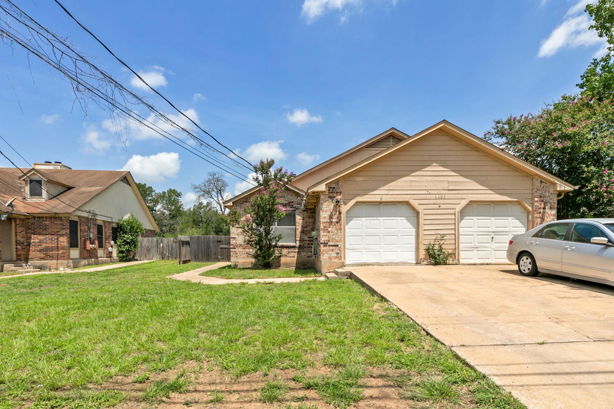 6002 Parkwood Dr #b Property Photo 2