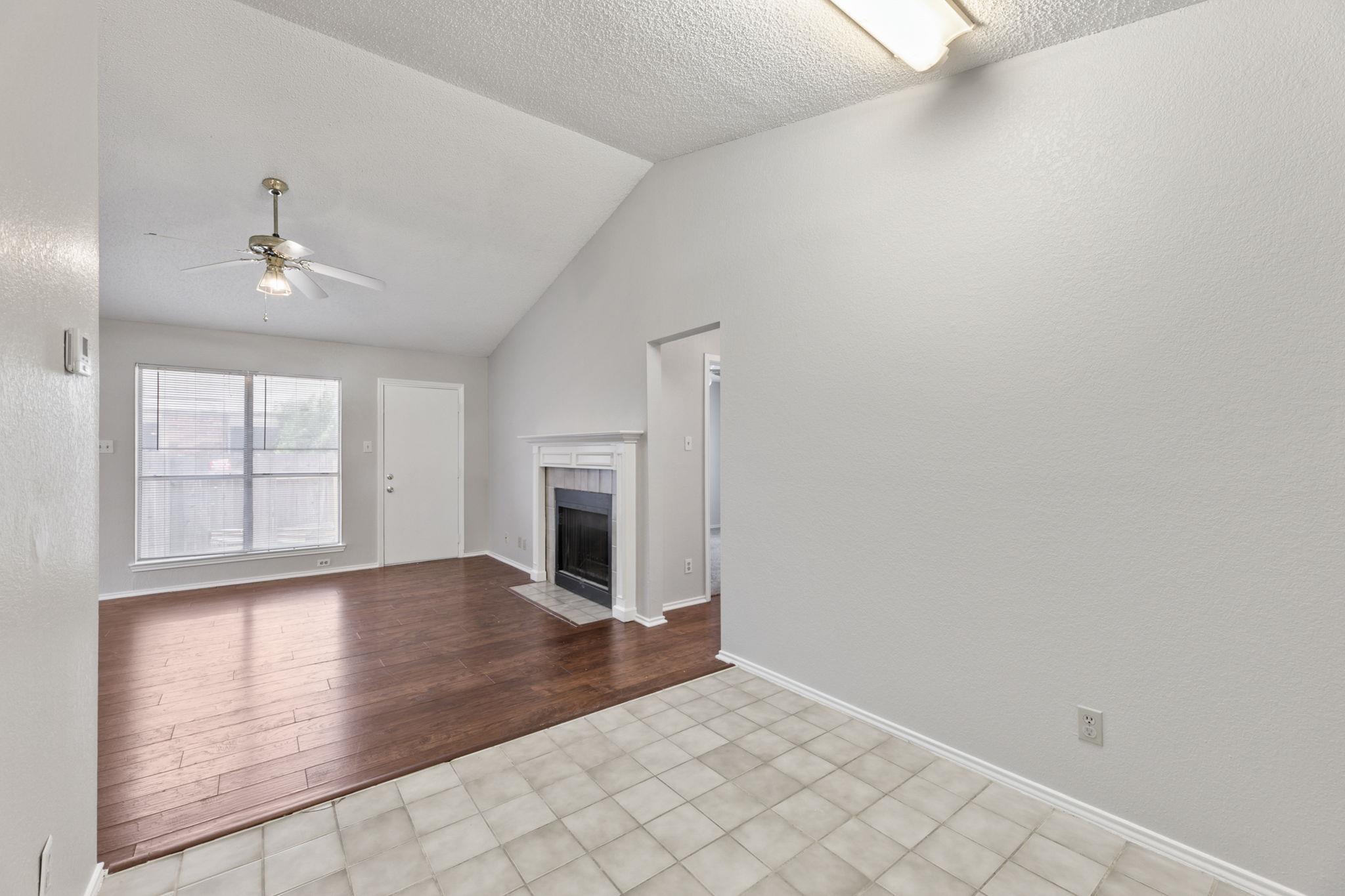 6002 Parkwood Dr #b Property Photo 7
