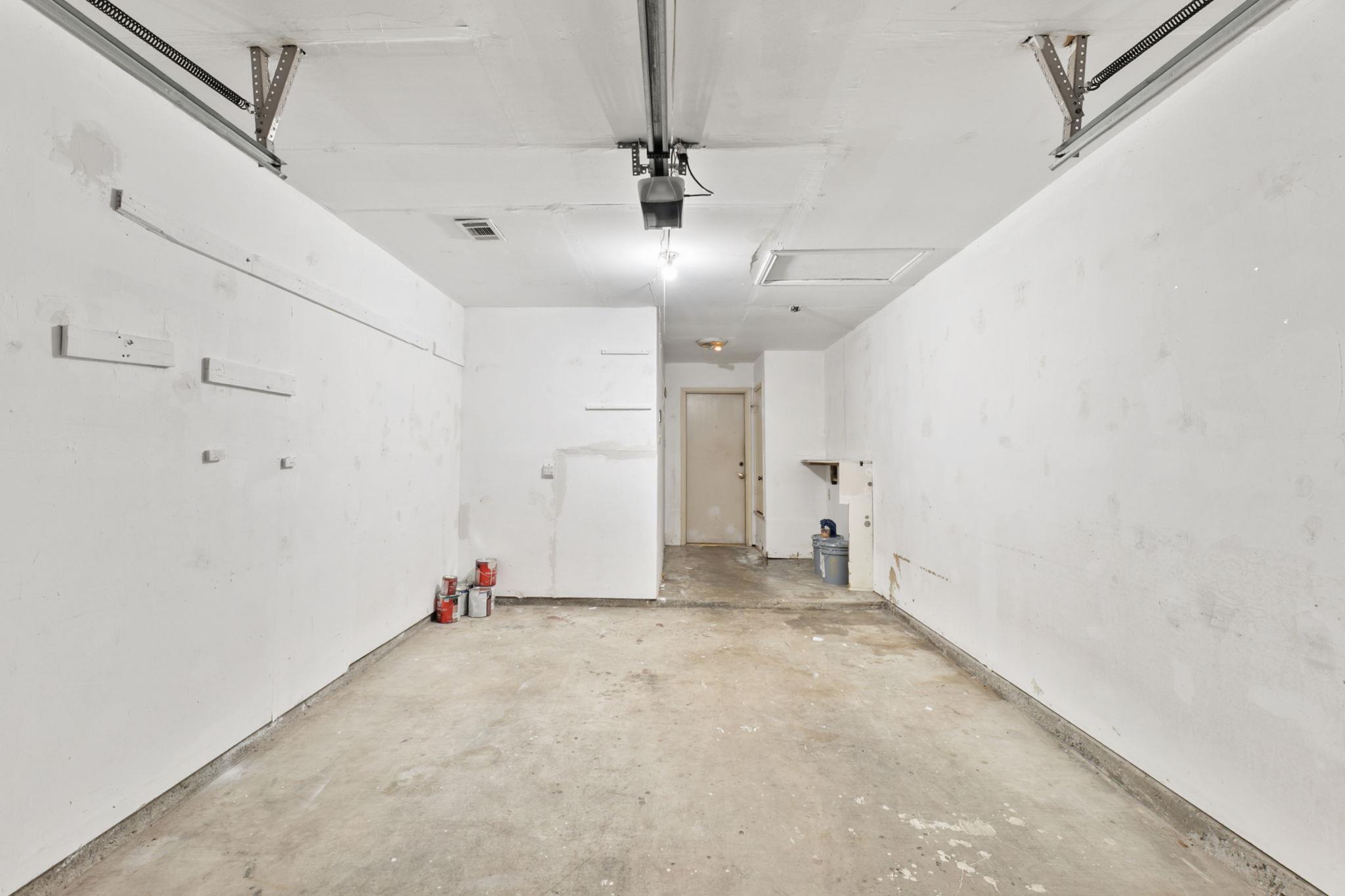 6002 Parkwood Dr #b Property Photo 19
