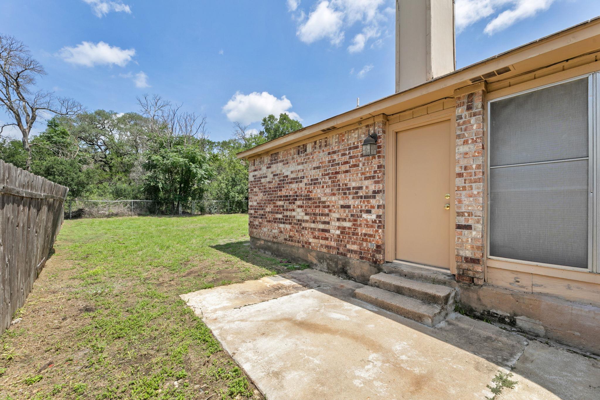 6002 Parkwood Dr #b Property Photo 19