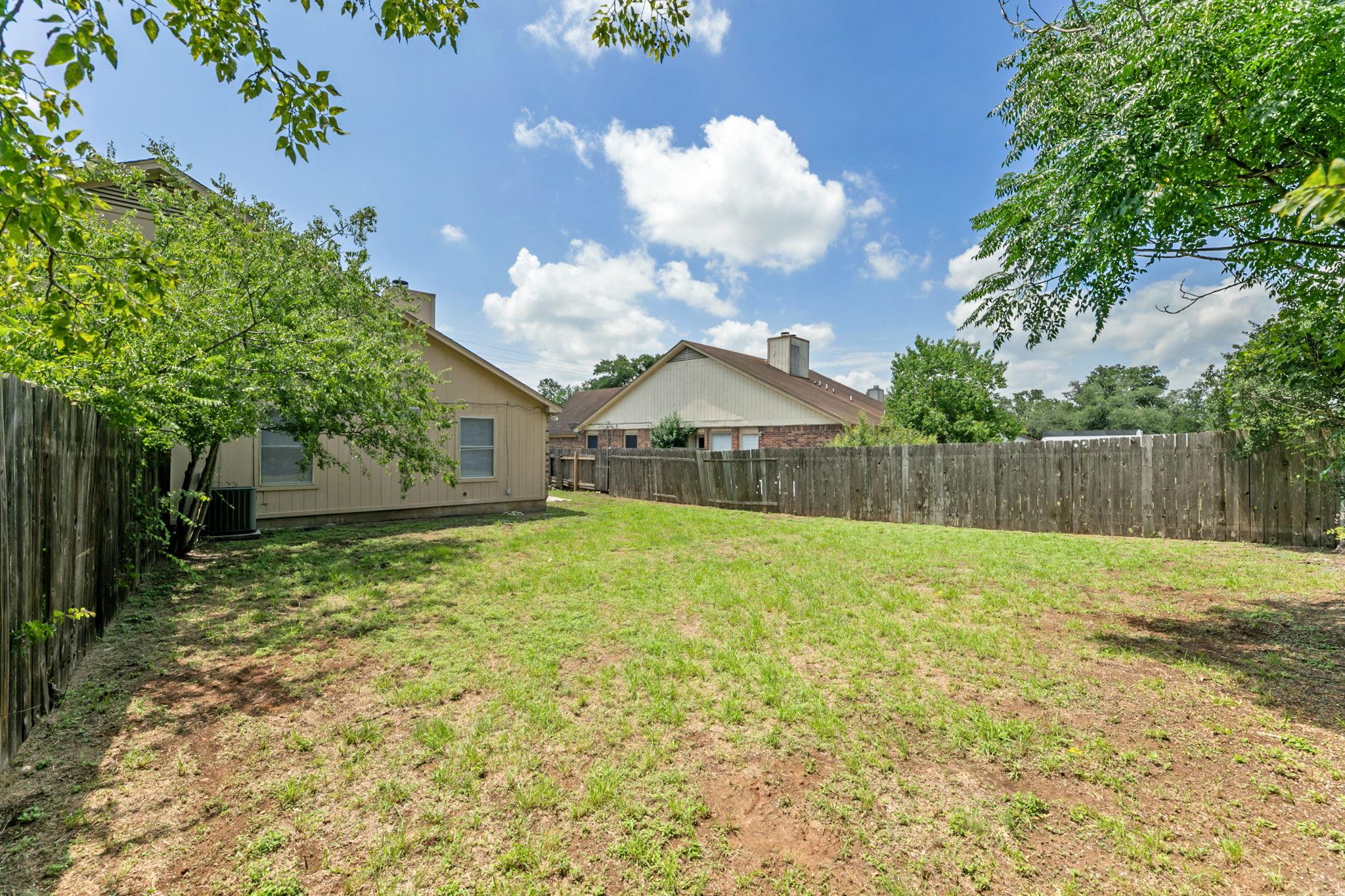 6002 Parkwood Dr #b Property Photo 21