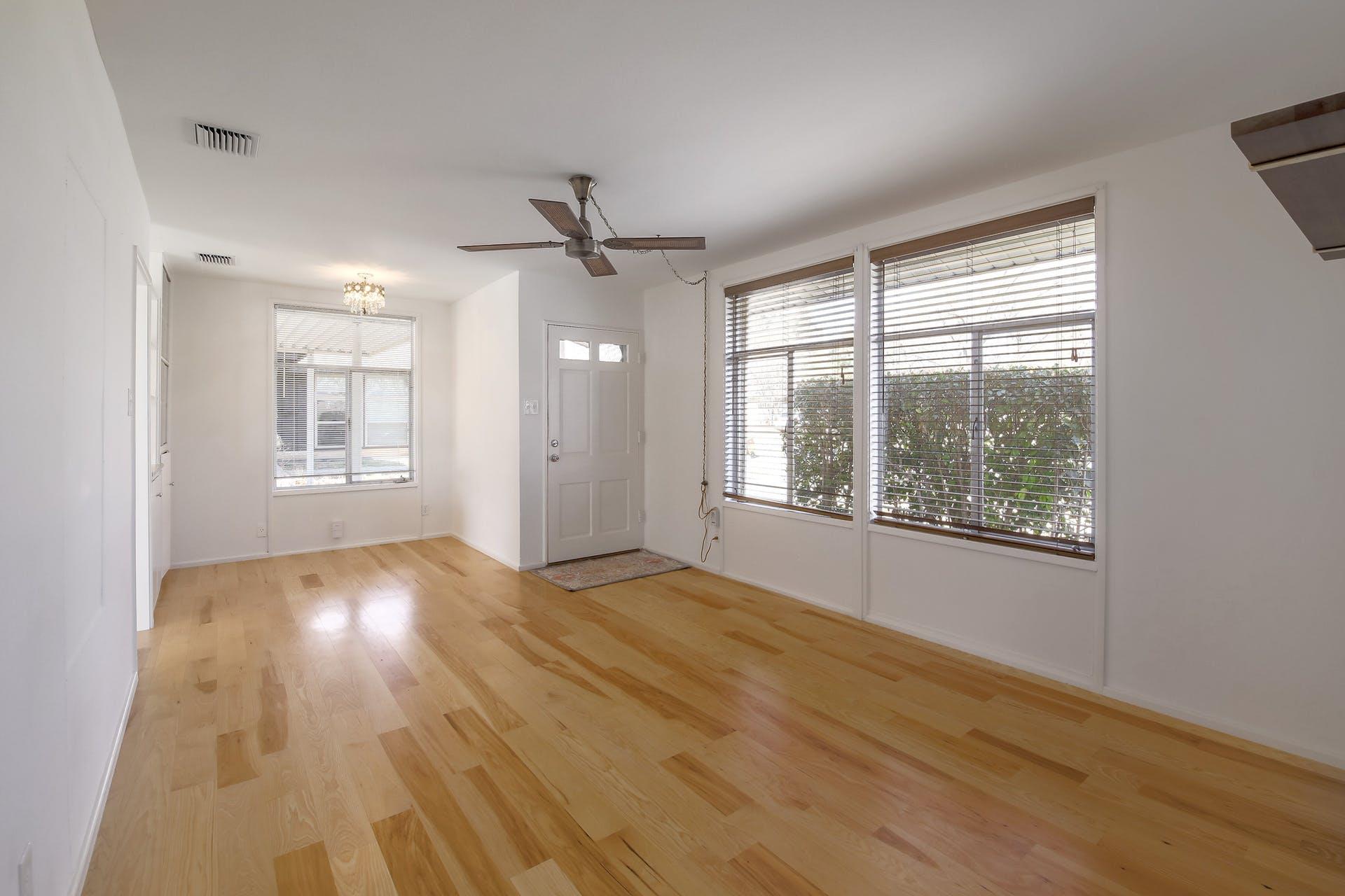 1515 Corona Dr Property Photo 3