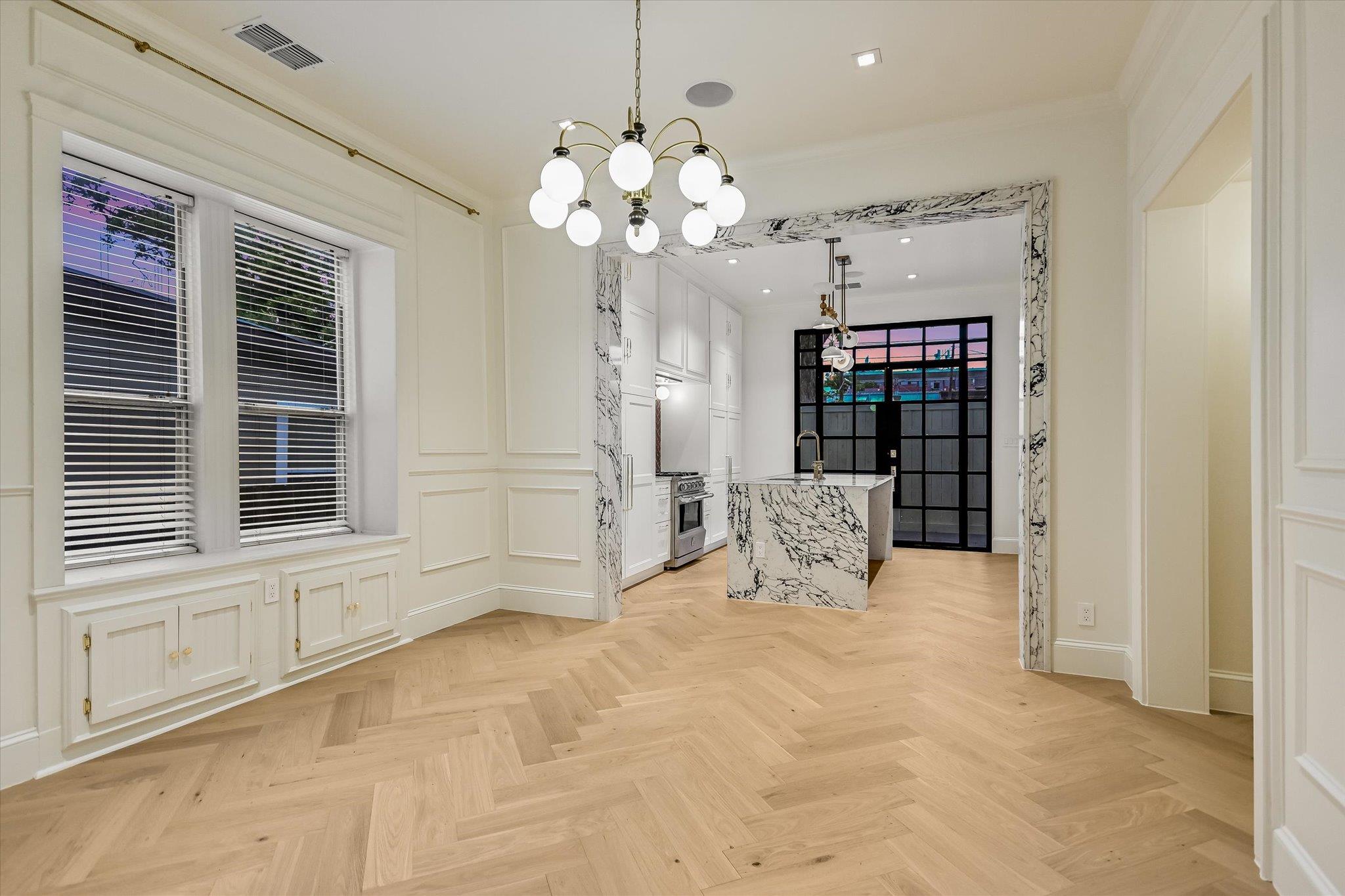 1711 Eva St Property Photo 7