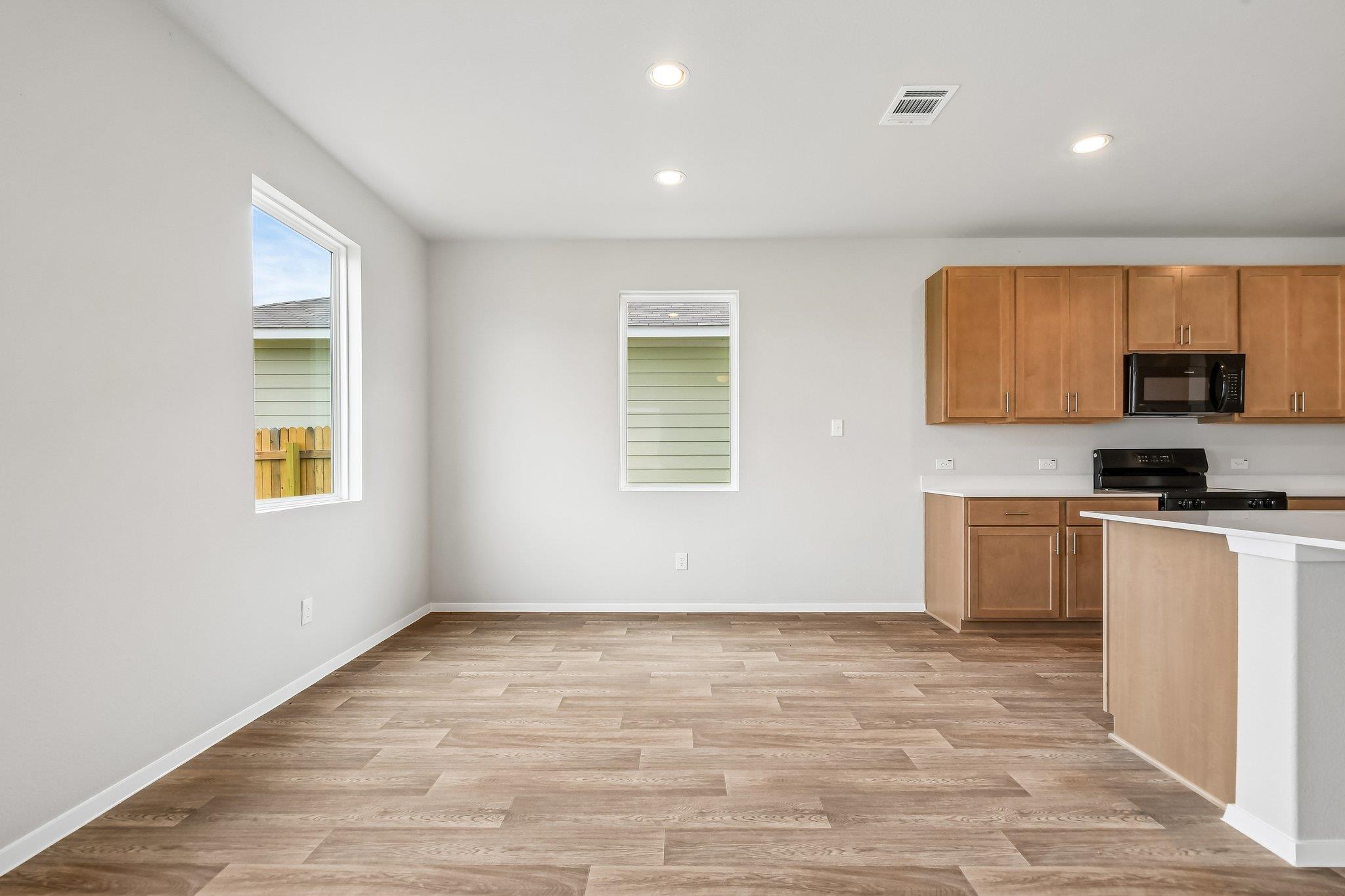 421 Rear Boot Way Property Photo 12