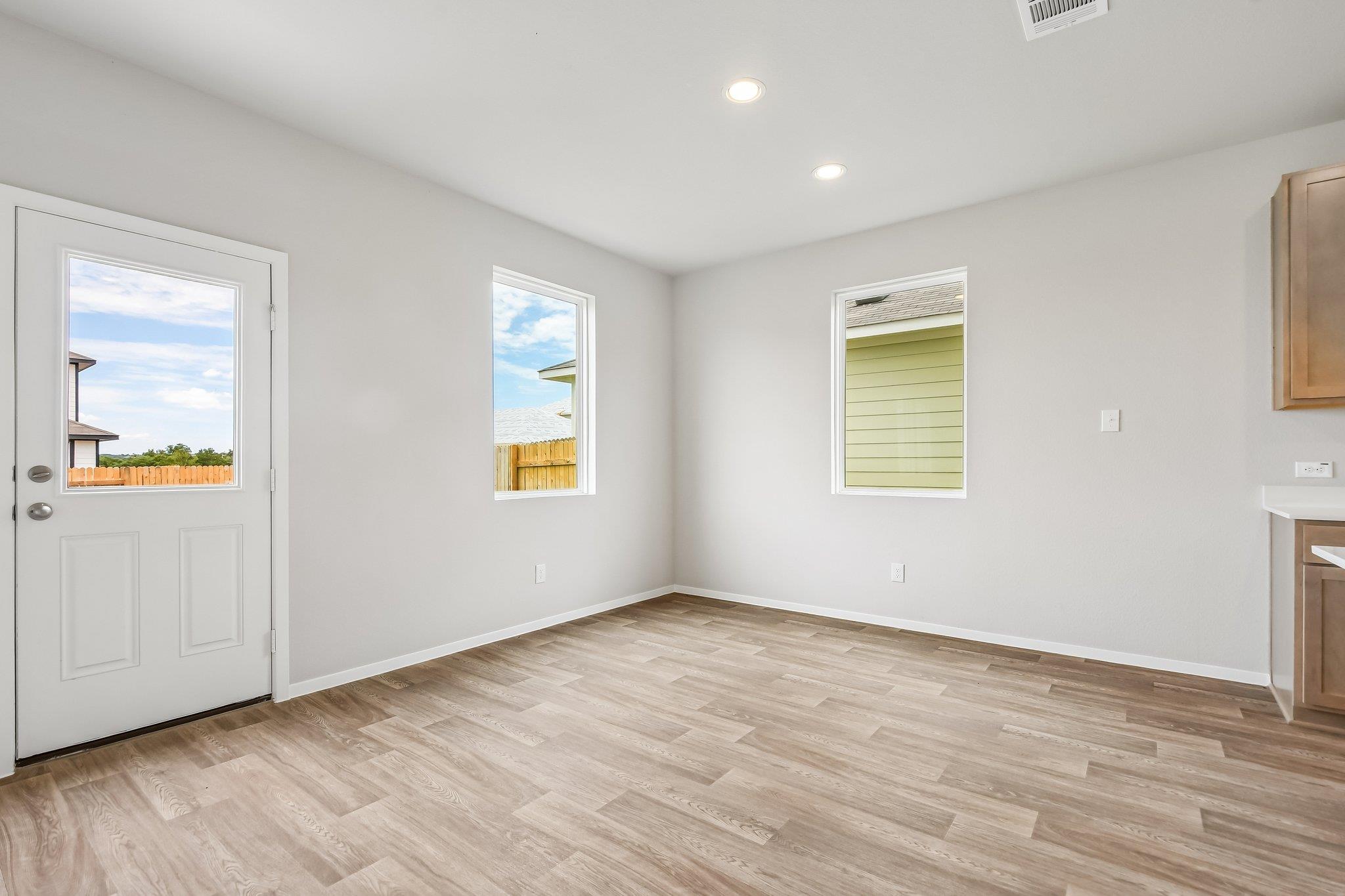 421 Rear Boot Way Property Photo 13