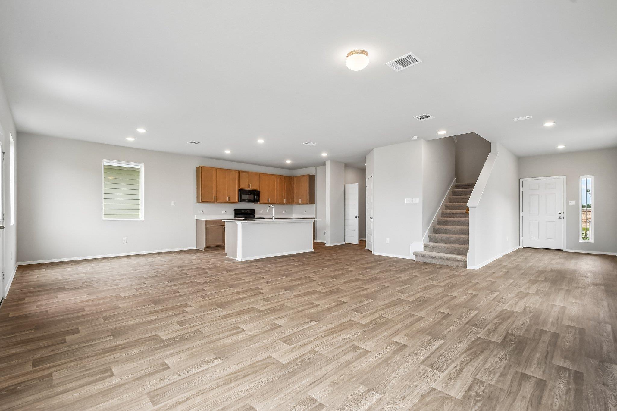 421 Rear Boot Way Property Photo 15