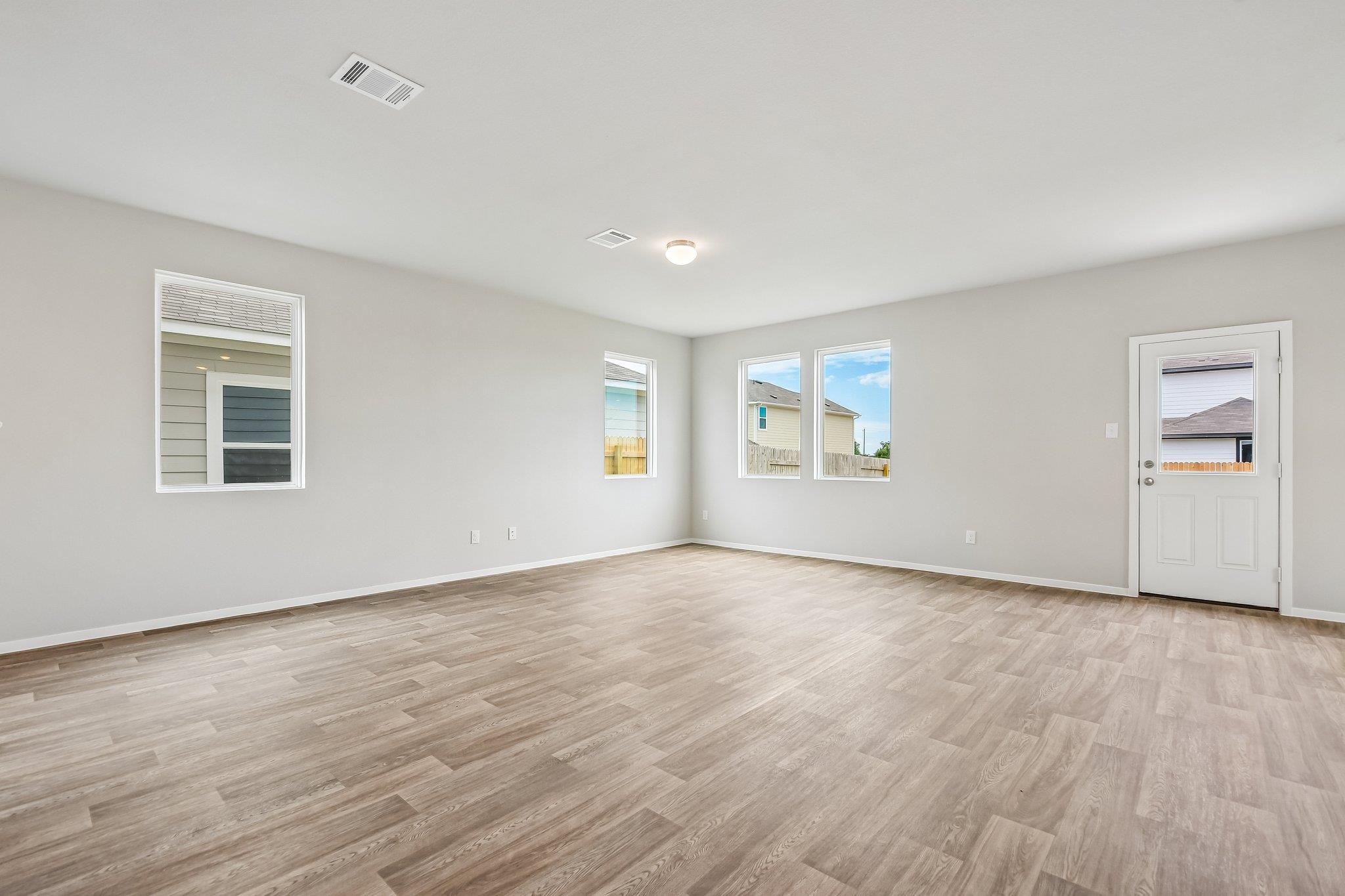 421 Rear Boot Way Property Photo 17