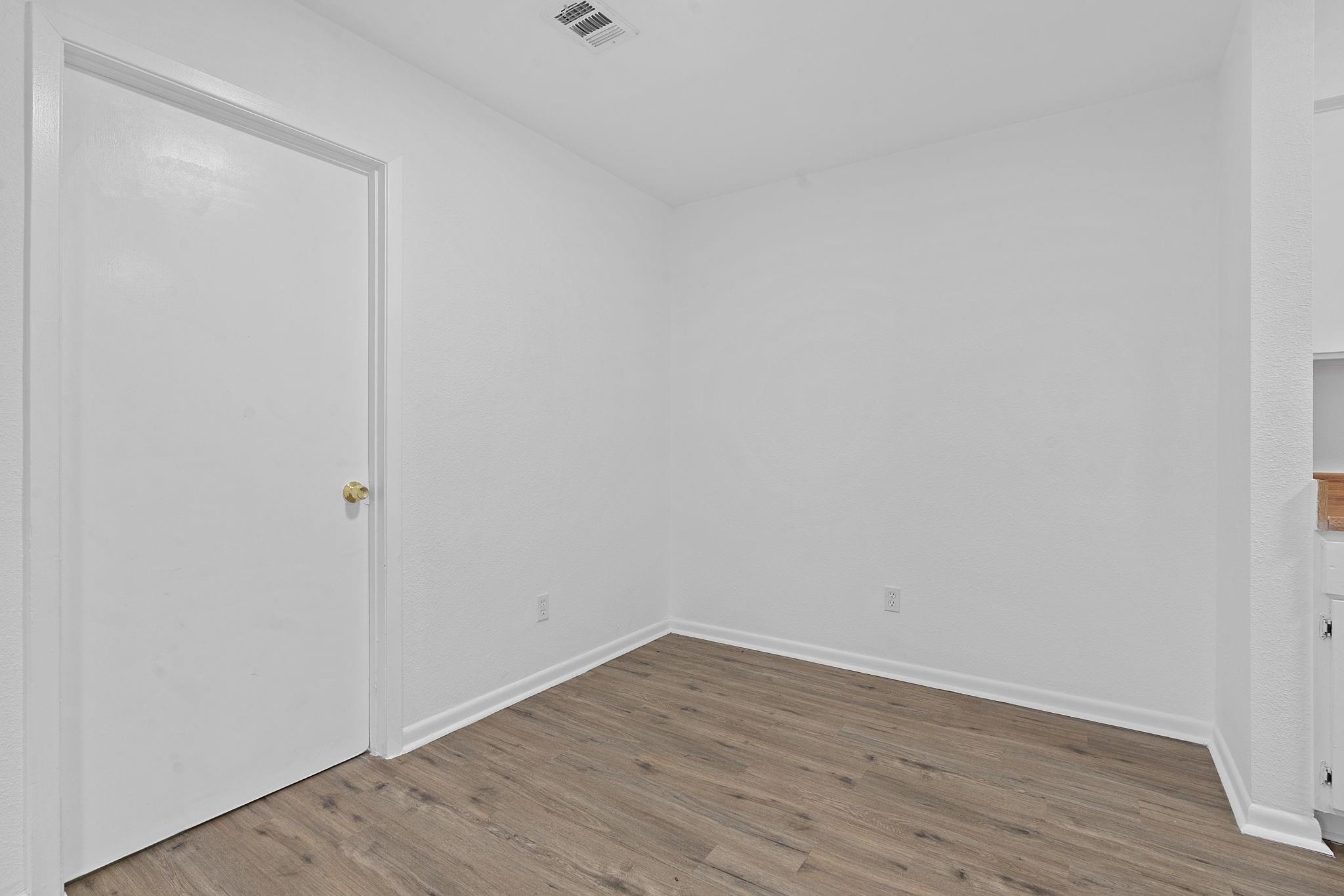 6808 Wentworth Dr #a Property Photo 8