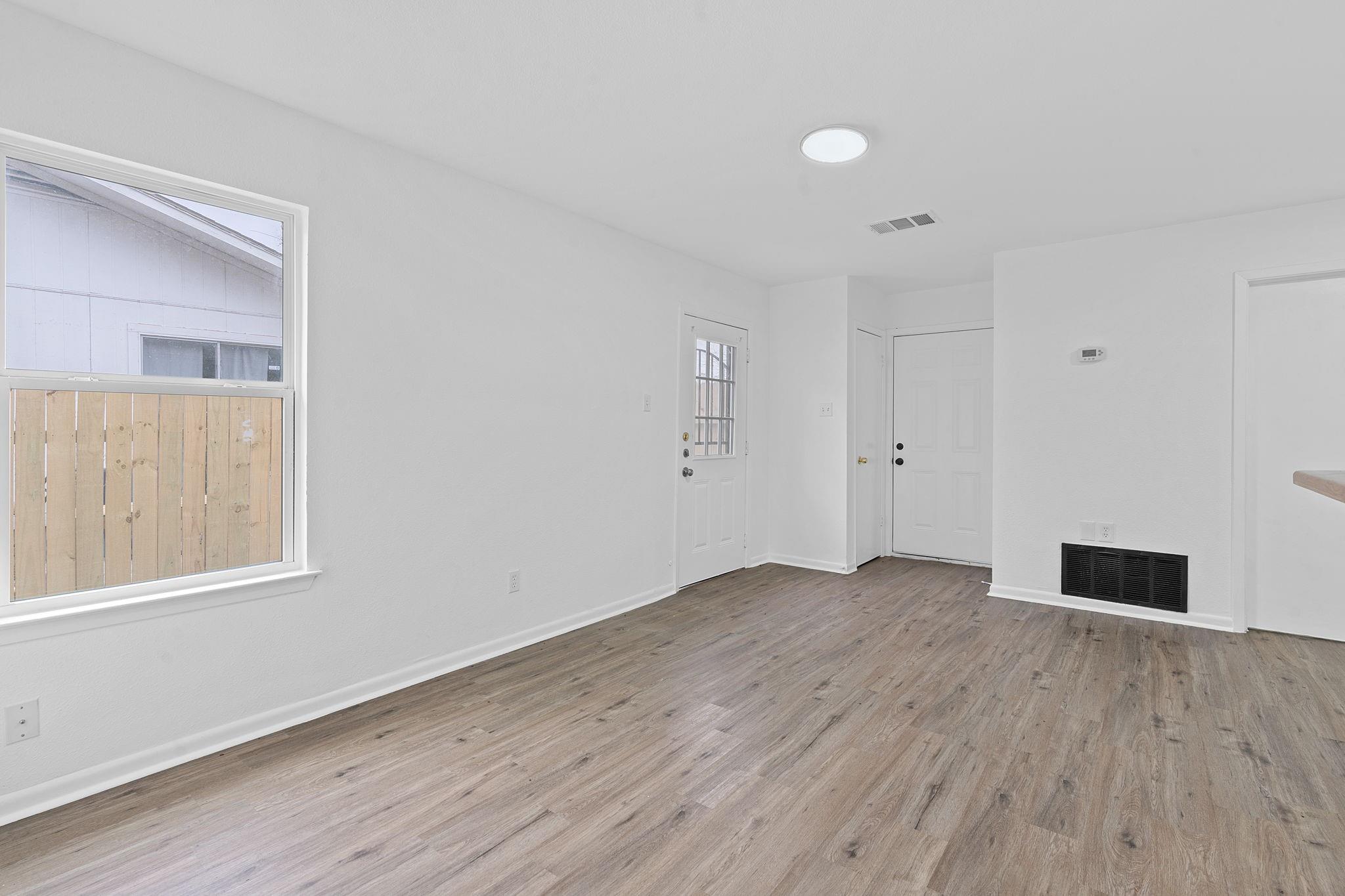 6808 Wentworth Dr #a Property Photo 10