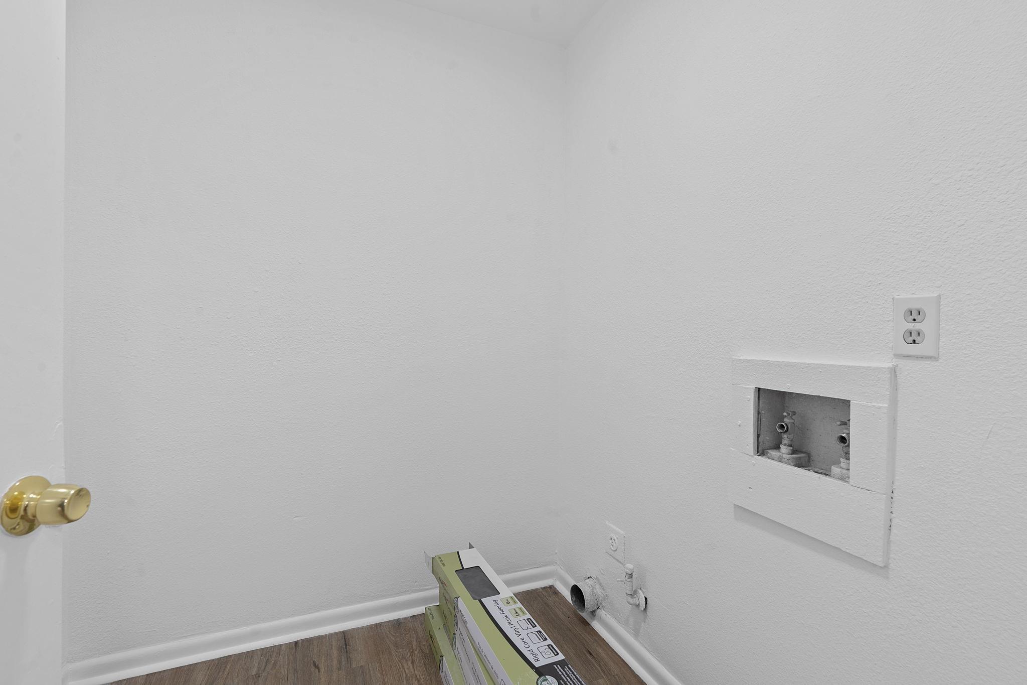 6808 Wentworth Dr #a Property Photo 11