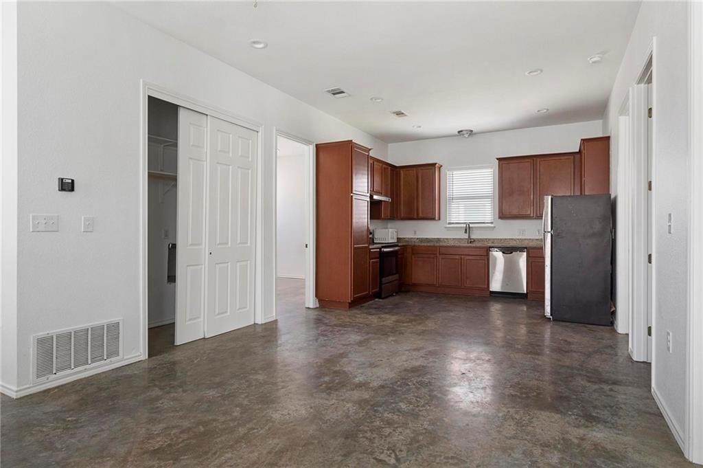 1310 Hausman Dr