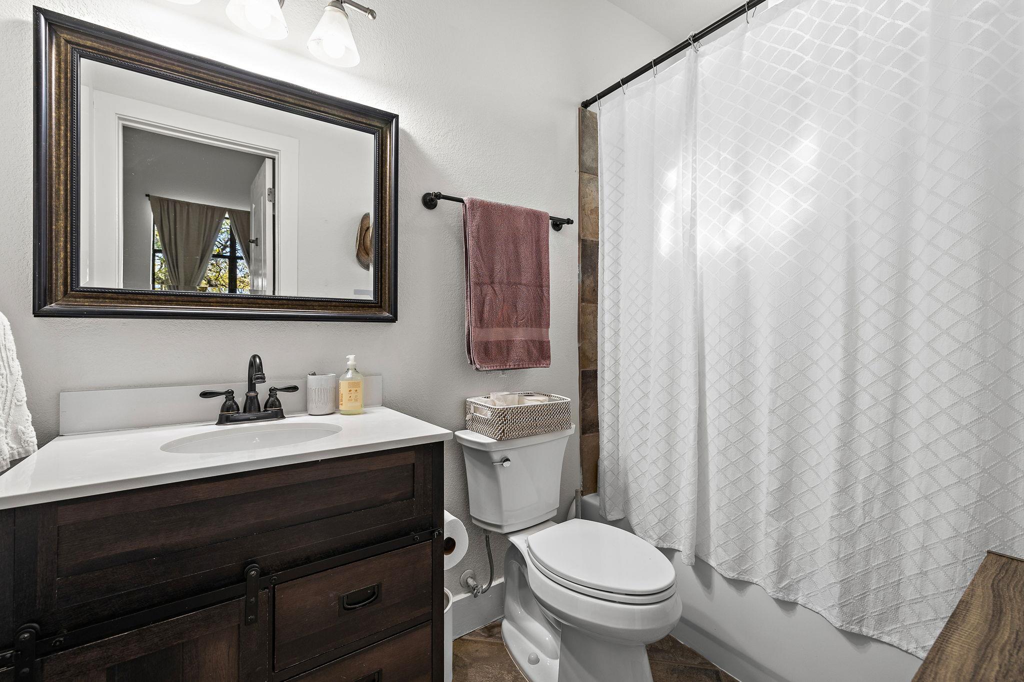 907 Duncan Ln 302 Property Photo 10