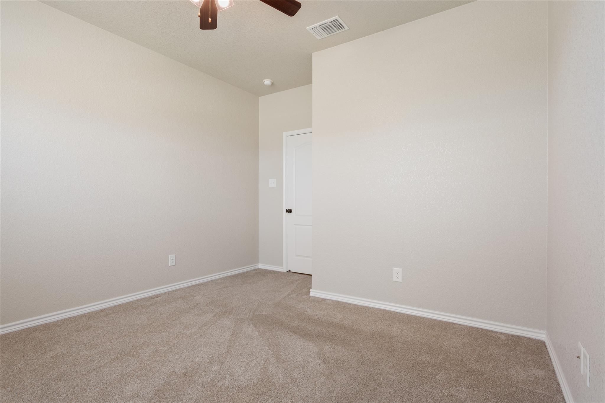 7601 Silicon Dr Property Photo 31