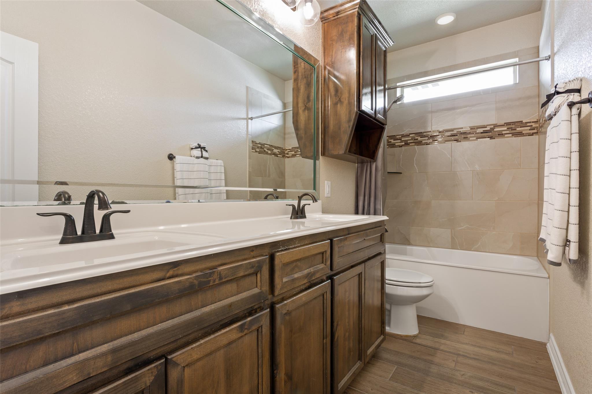 7601 Silicon Dr Property Photo 32