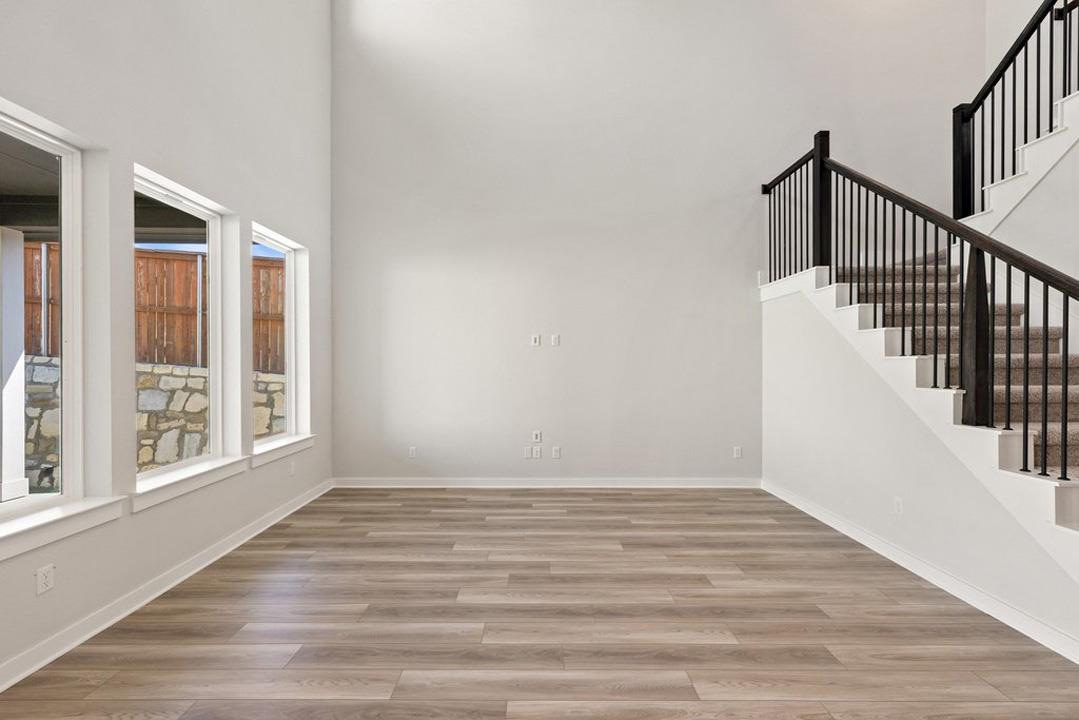 101 Mcdougall Pass None Property Photo 7