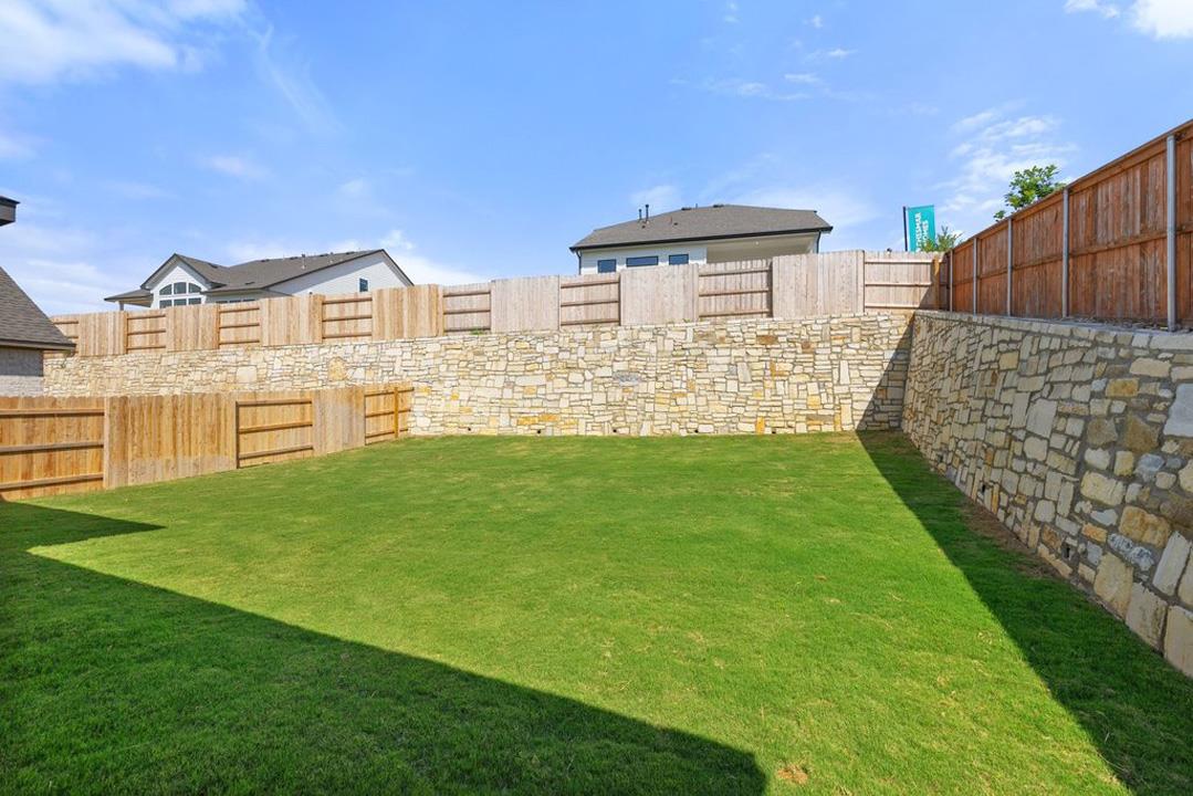 101 Mcdougall Pass None Property Photo 34