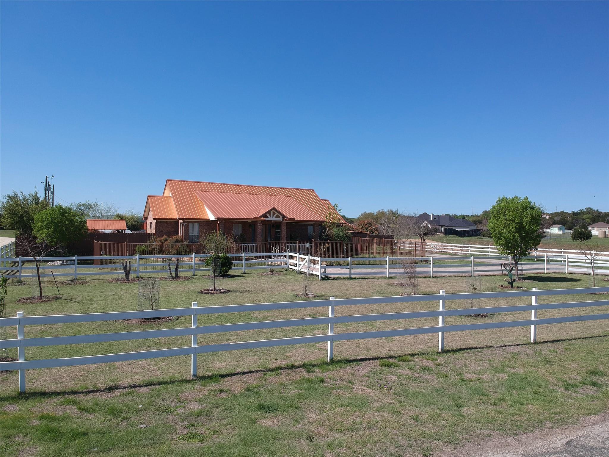 5 Anderson Xing Property Photo