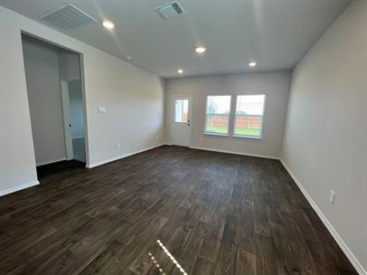 235 Frogmore Loop Property Photo 2
