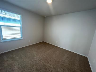 235 Frogmore Loop Property Photo 4