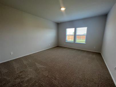 235 Frogmore Loop Property Photo 9