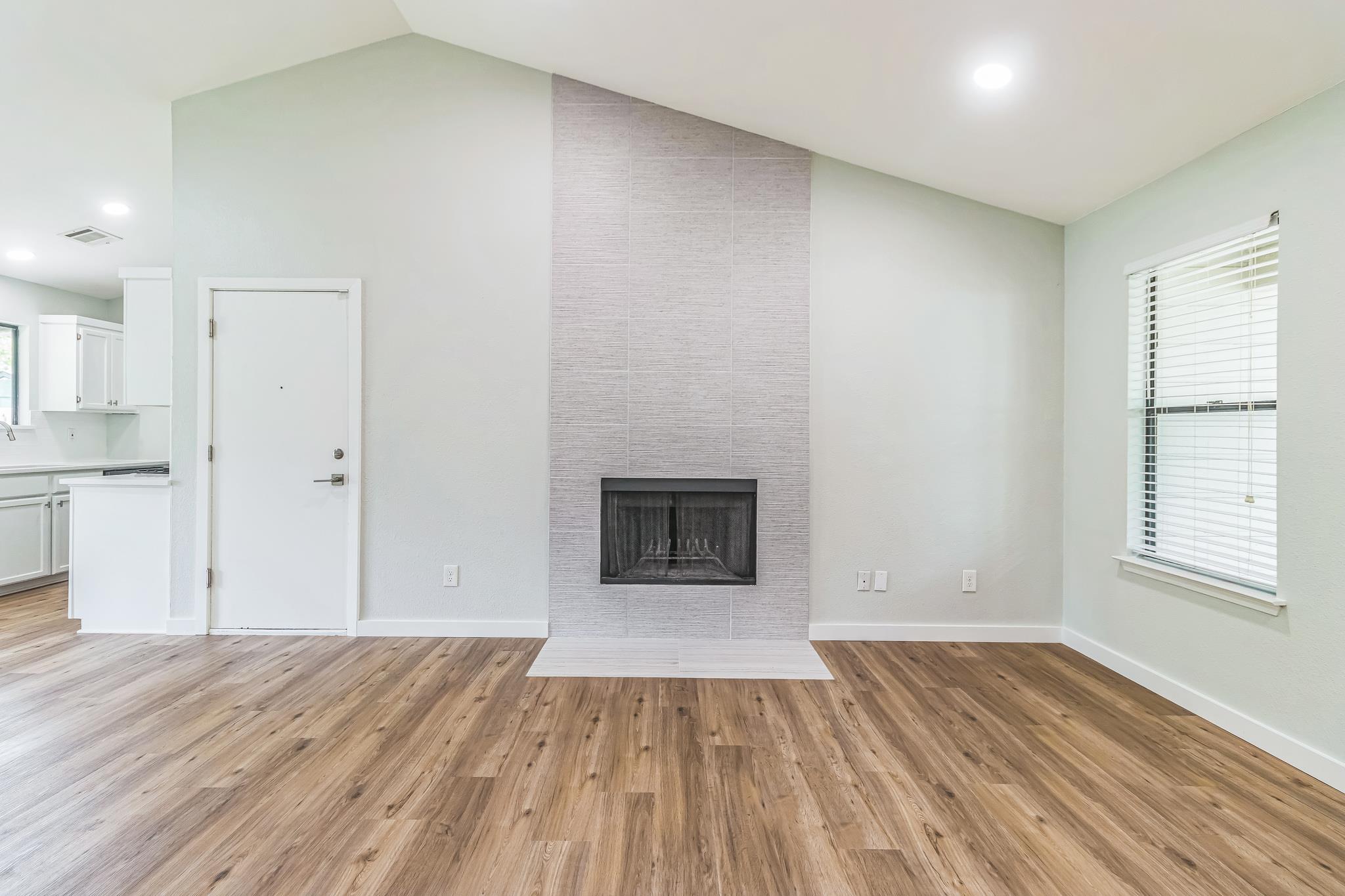1801 Verbena Way Property Photo 8
