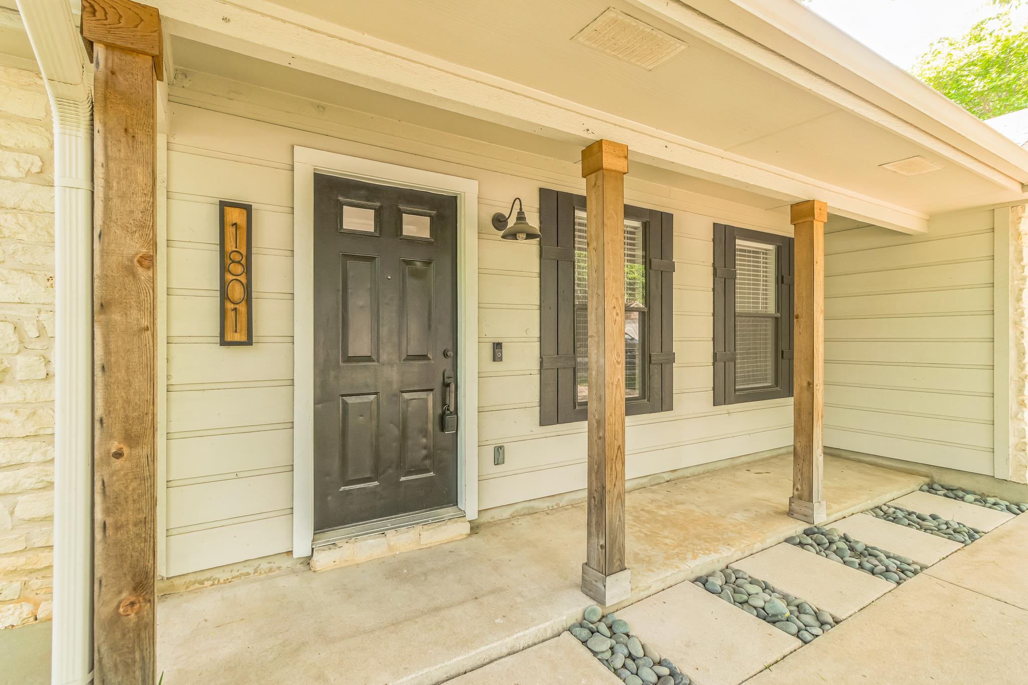 1801 Verbena Way Property Photo 29