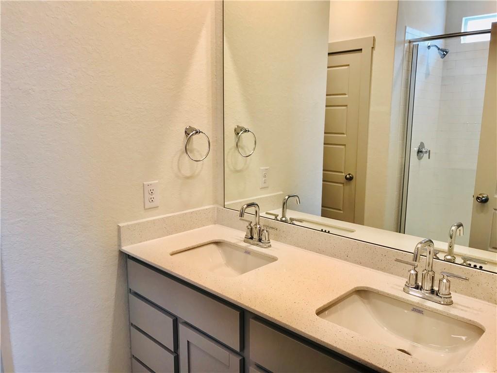 17304 Truffle Falls Way Property Photo 3