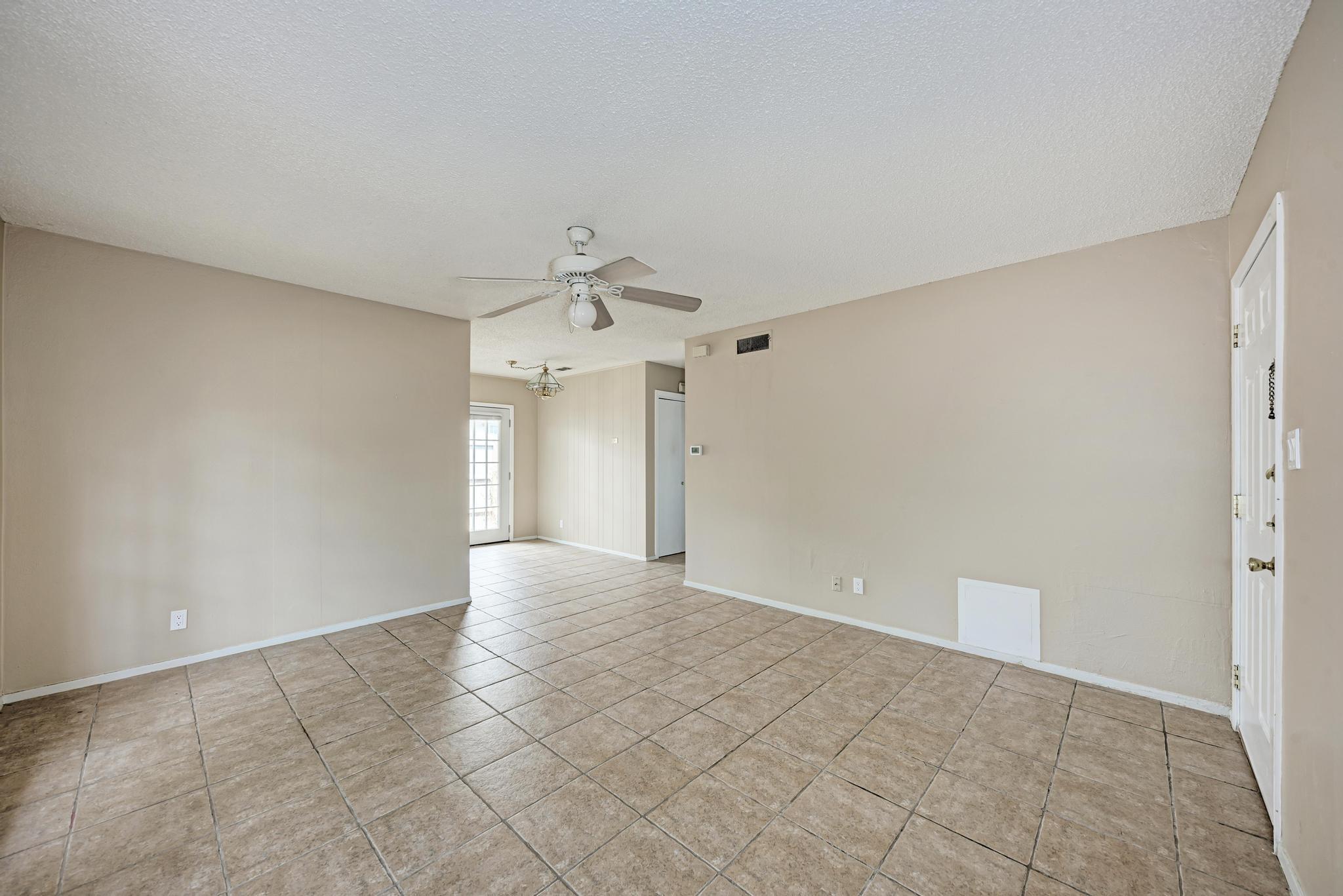 8103 Exmoor Dr #a Property Photo 8