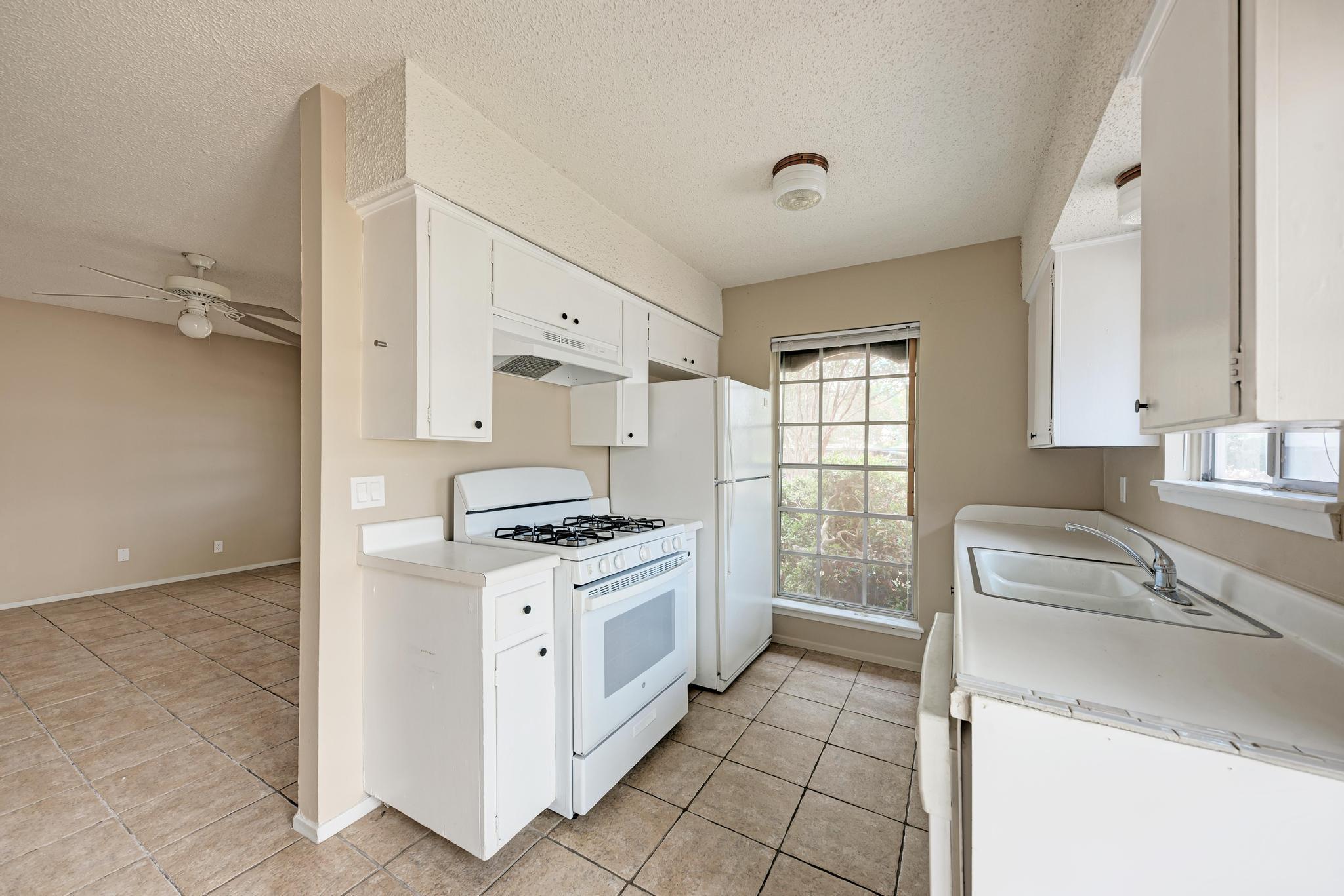 8103 Exmoor Dr #a Property Photo 13