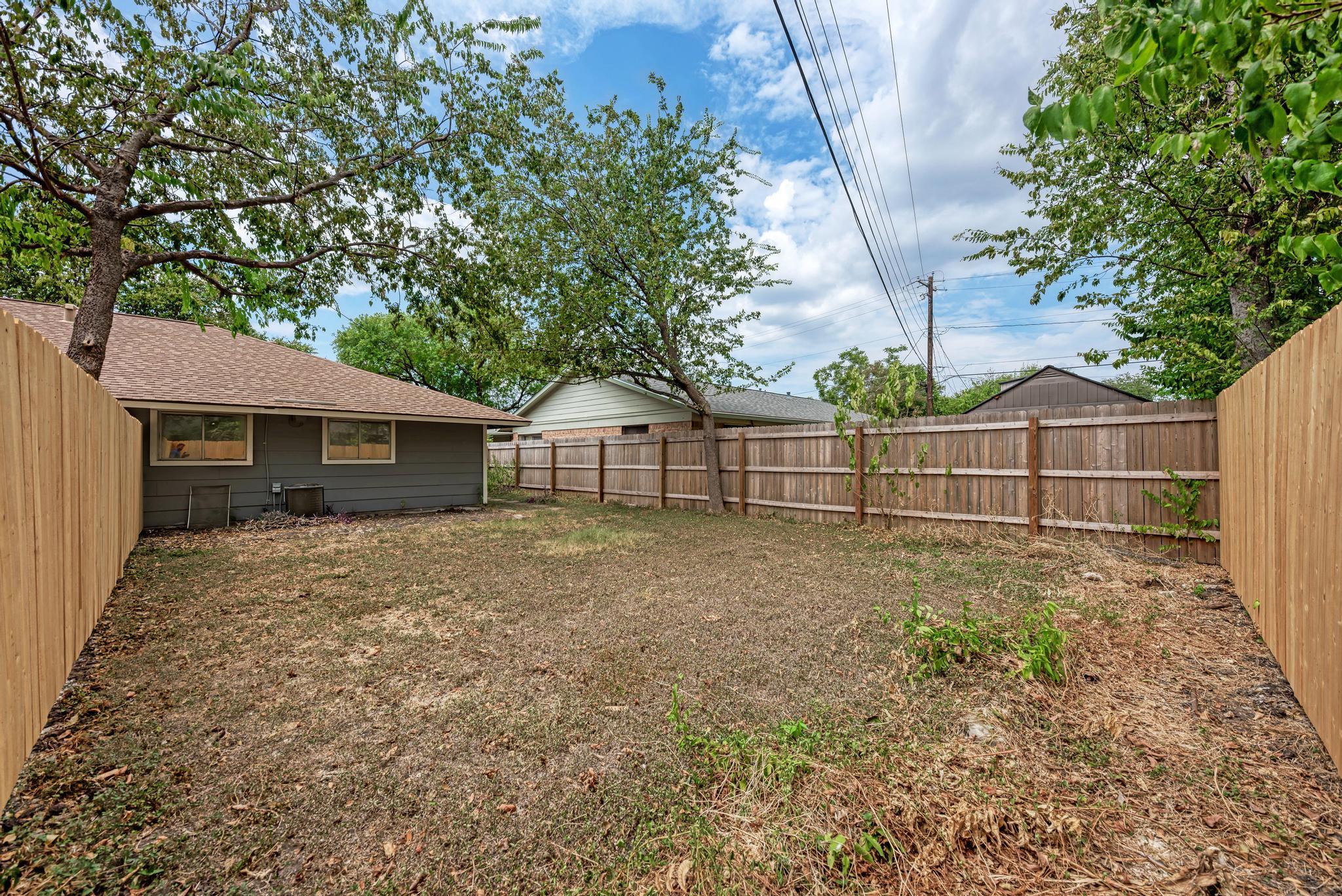 8103 Exmoor Dr #a Property Photo 24