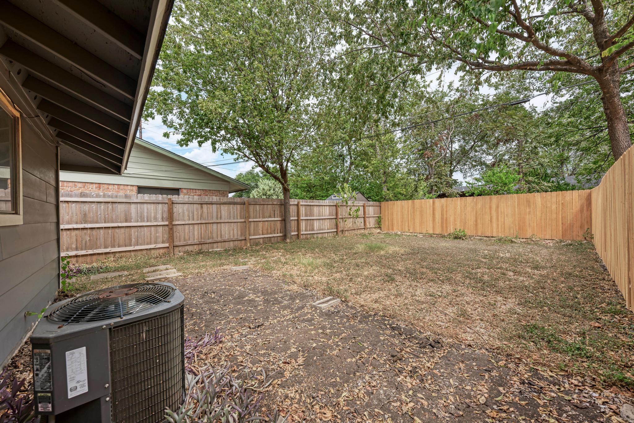 8103 Exmoor Dr #a Property Photo 25