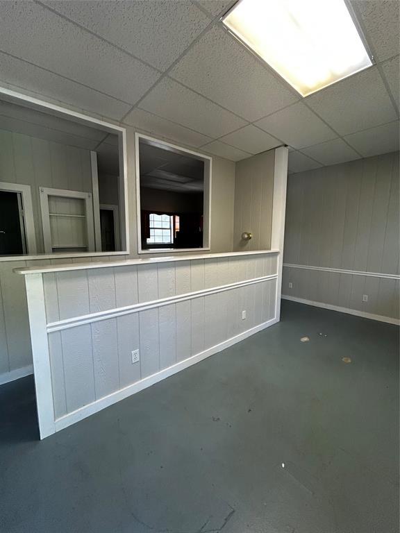 903 W 30th St #b Property Photo 4